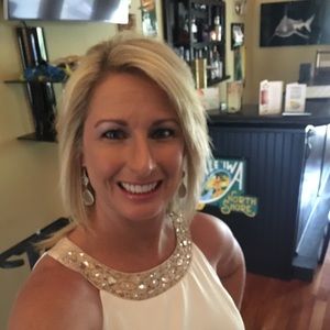 Meet your Posher, Cary